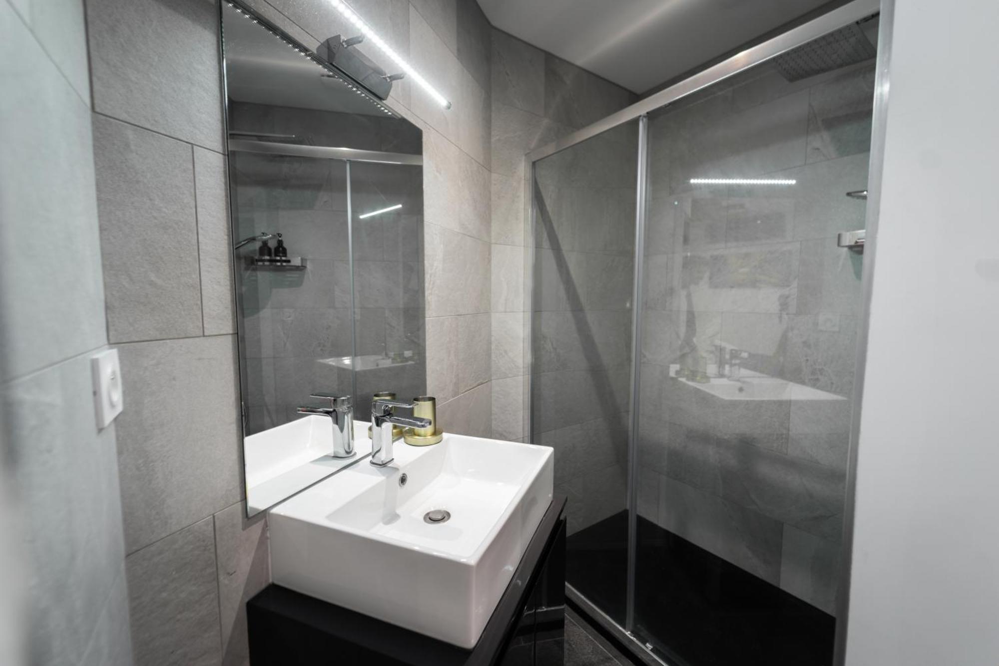 Loft 150 M2 Jacuzzi, Sauna Et Massage Blagnac Zewnętrze zdjęcie